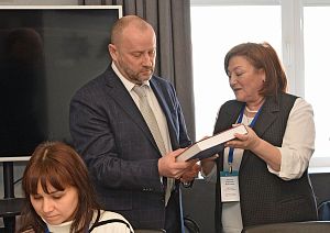 Визит расширенной делегации КНИТУ-КАИ на АПЗ